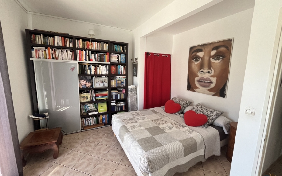 Villa meubl&eacute;e de standing &agrave; Saint-Pierre (Terre Sainte)