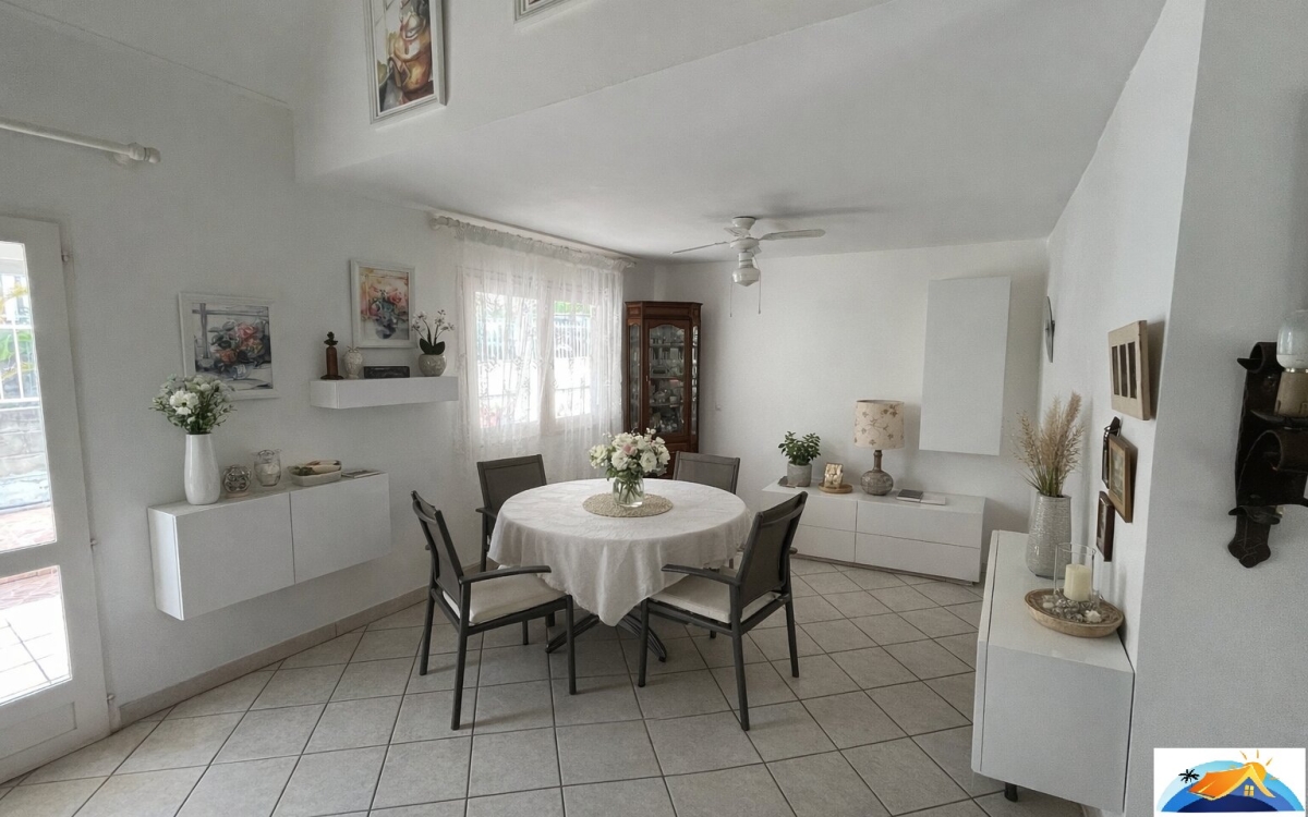 Maison Fleurimont - 5 pi&egrave;ces, 3 Chambres, 420 000&euro; FAI