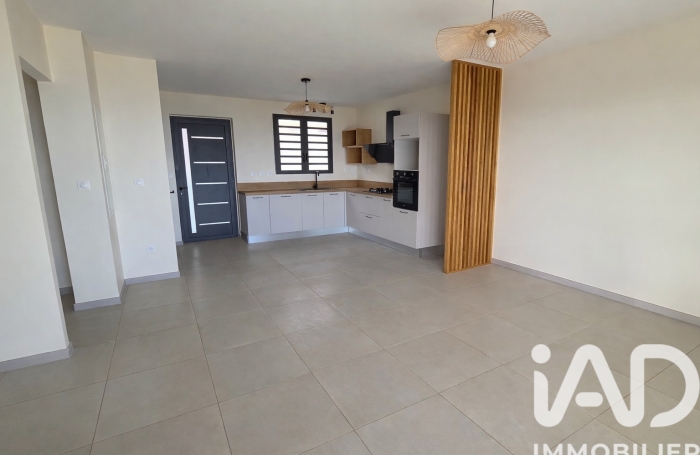 Vente Maison 90m&sup2; 4 pièces Petite &icirc;le