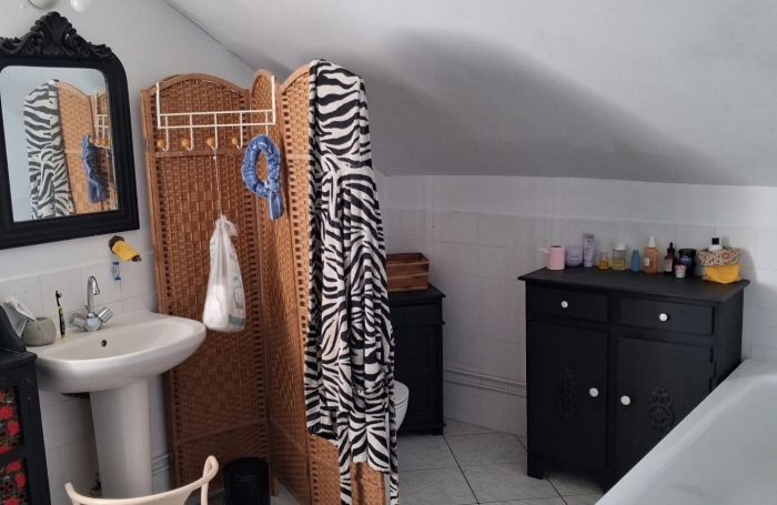 Vente Maison 147m&sup2; 6 pièces Saint Gilles Les Hauts