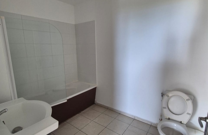 Appartement T1 &agrave; BDN Ste Clotilde