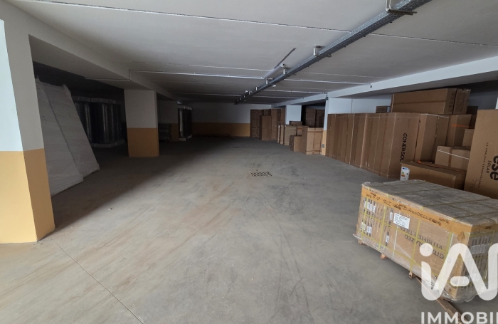 Vente Immeuble 1040m&sup2; Etang-Sale