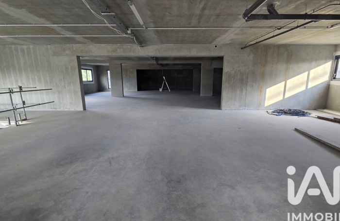 Vente Immeuble 1040m&sup2; Etang-Sale