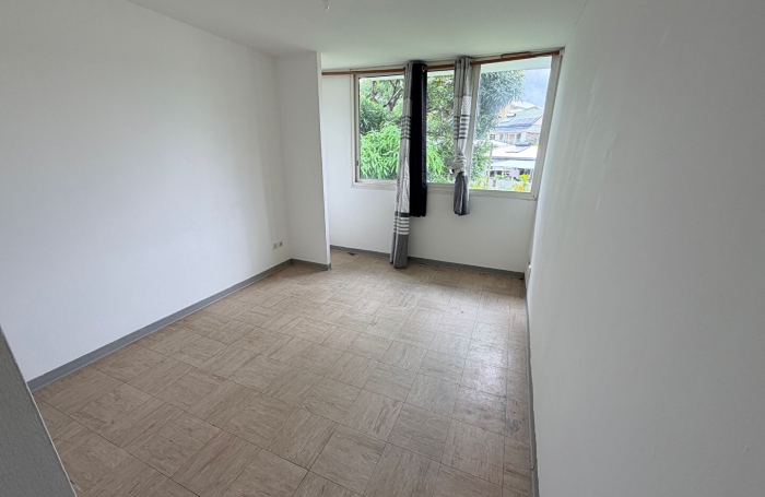 Location Appartement 19.43m&sup2; 1 pi&egrave;ce Sainte Clotilde
