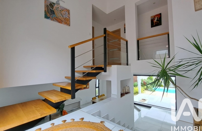 Vente Divers 170m&sup2; 5 pièces Saint-Pierre