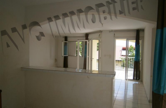 Vente Maison 100m&sup2; 4 pi&egrave;ces Rivi&egrave;re Saint Louis