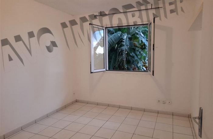 Vente Maison 100m&sup2; 4 pi&egrave;ces Rivi&egrave;re Saint Louis