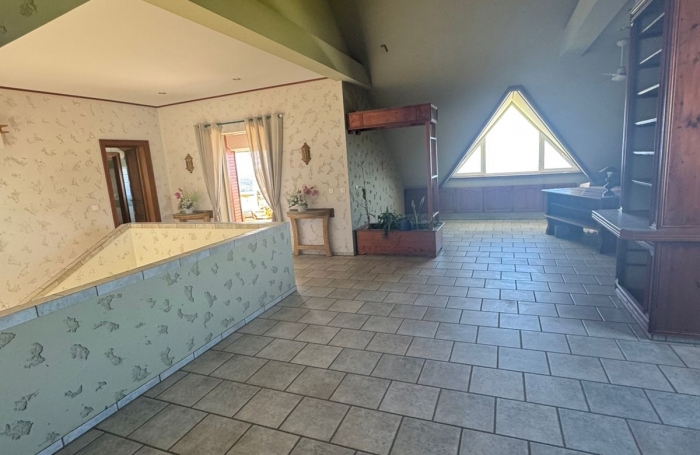 Vente Maison 246m&sup2; 6 pièces Saint-Leu