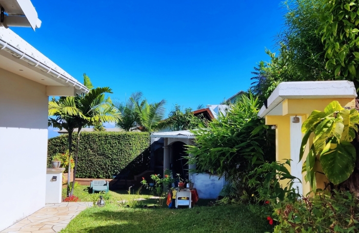 Vente Maison 246m&sup2; 6 pièces Saint-Leu