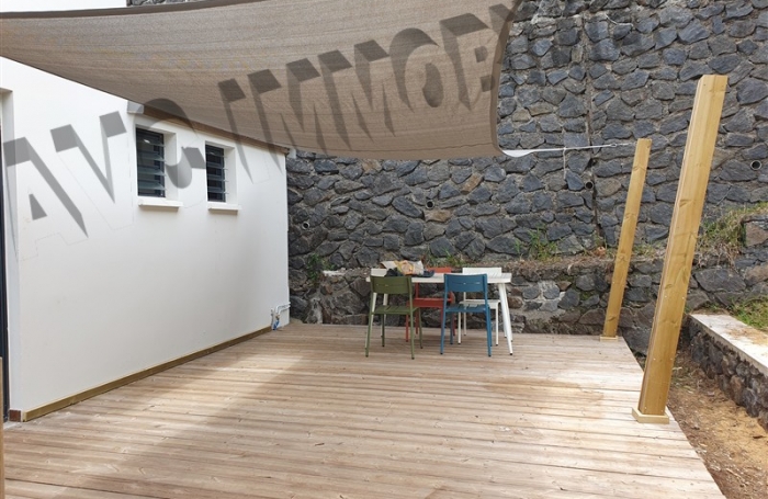 Vente Maison 60m&sup2; 2 pi&egrave;ces Piton Saint Leu