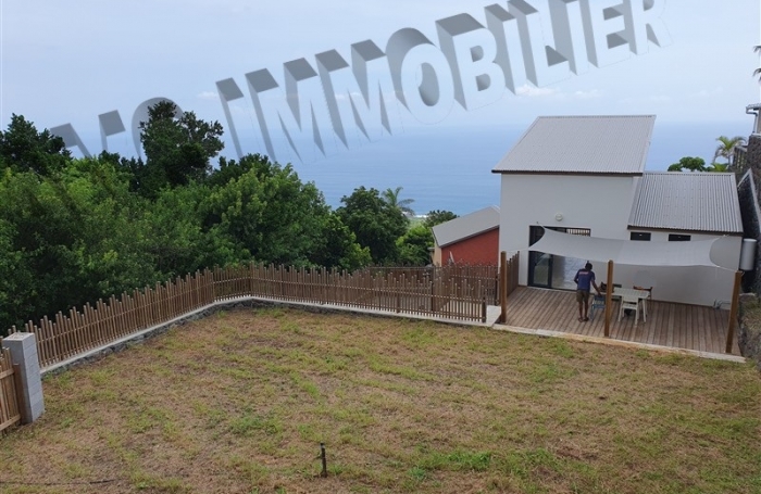 Vente Maison 60m&sup2; 2 pi&egrave;ces Piton Saint Leu