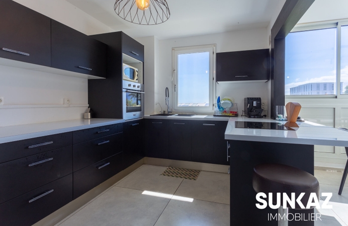 Location Appartement 86m&sup2; 4 pi&egrave;ces Saint-Pierre