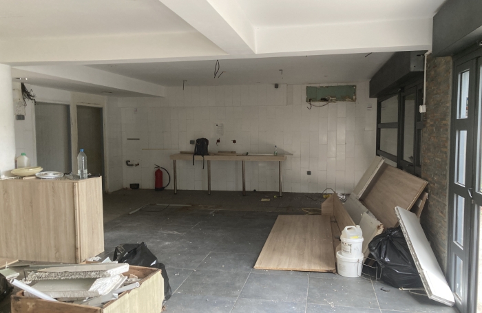 &Agrave; LOUER LOCAL - SAINT-LEU