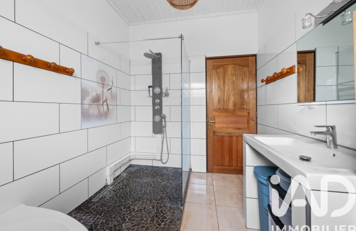 Vente Maison 190m&sup2; 6 pièces Etang-Sale
