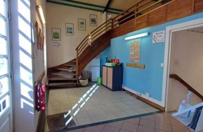 Local commercial 210m2 &agrave; St-Denis