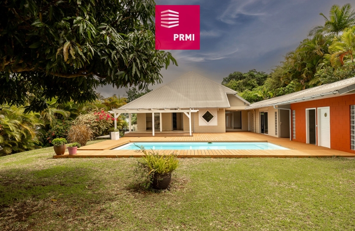 Vente Maison 220m&sup2; 5 pi&egrave;ces Saint Paul