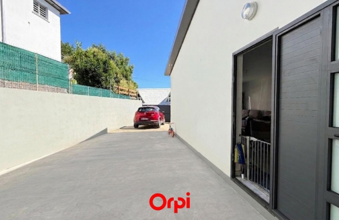 Vente Maison 109m&sup2; 4 pièces Sainte Clotilde