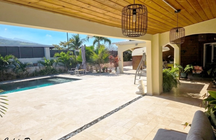 Vente Maison 225m&sup2; 7 pièces Etang-Sale