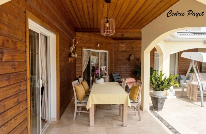 Vente Maison 225m&sup2; 7 pièces Etang-Sale