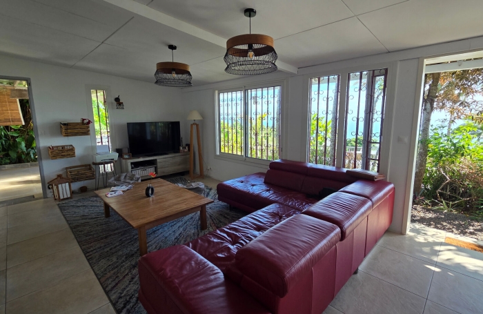Vente Maison 112.64m&sup2; 6 pi&egrave;ces Saint Denis
