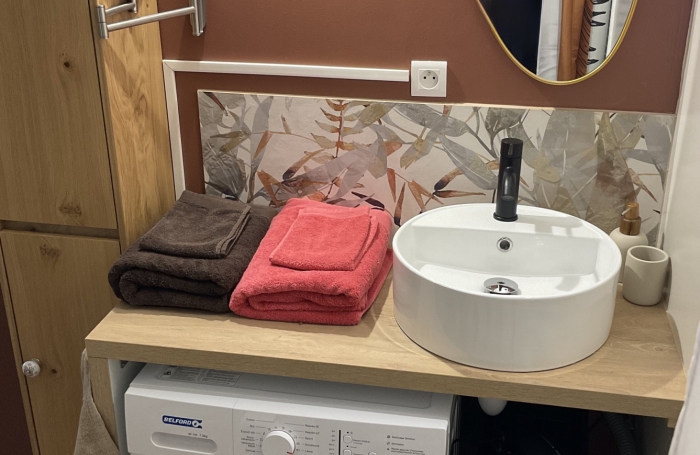 Appartement F2 meubl&eacute; avec balcon - R&eacute;sidence calme au c&oelig;ur du Tampon