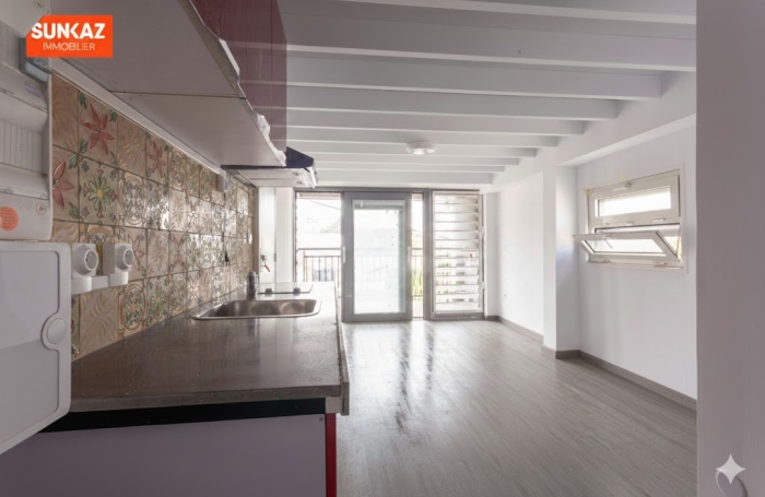 Location Appartement 38m&sup2; 2 pi&egrave;ces Saint-Pierre