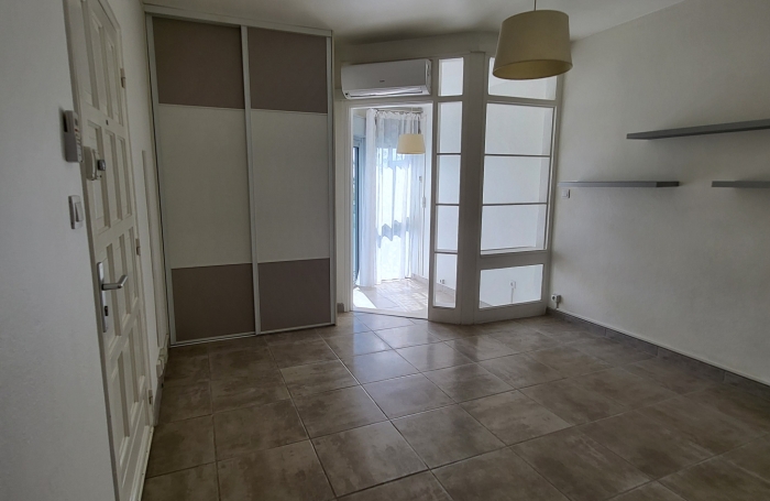 Location Appartement 97400
