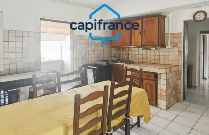 Vente Maison 118m&sup2; 7 pièces Sainte Rose