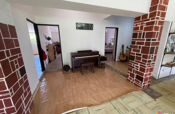 Vente Maison 171m&sup2; 4 pièces Saint Denis
