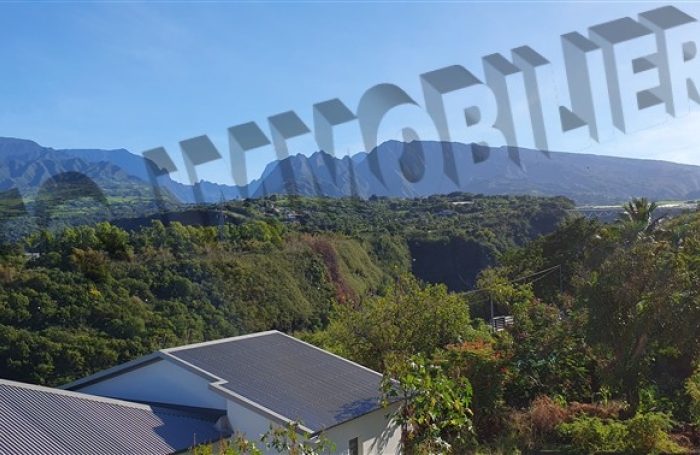 Location Maison 75m&sup2; 4 pi&egrave;ces Ravine des Cabris