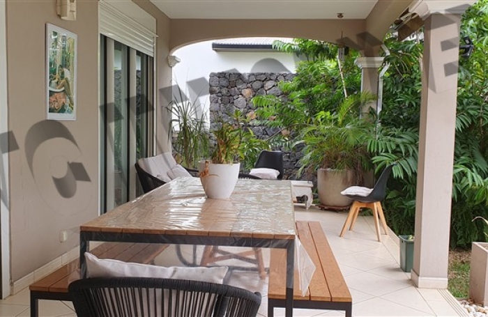 Location Maison 100m&sup2; 4 pi&egrave;ces Rivi&egrave;re Saint Louis