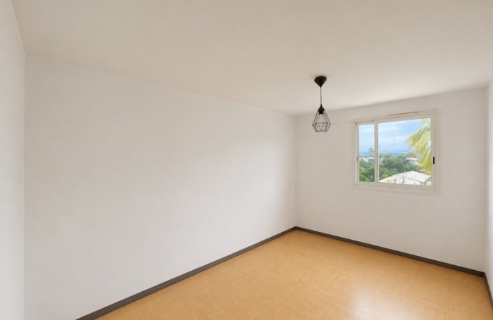 Vente Appartement 65m&sup2; 3 pièces Saint Denis