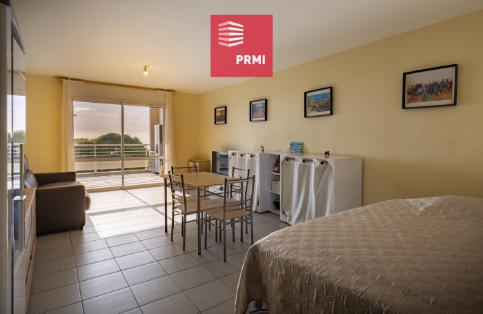 Vente Appartement 48.97m&sup2; 1 pi&egrave;ce Saint Gilles Les Hauts