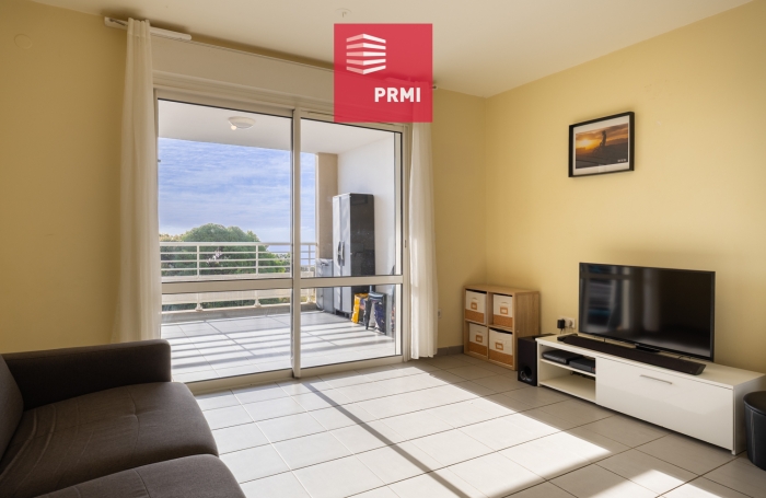 Vente Appartement 48.97m&sup2; 1 pi&egrave;ce Saint Gilles Les Hauts