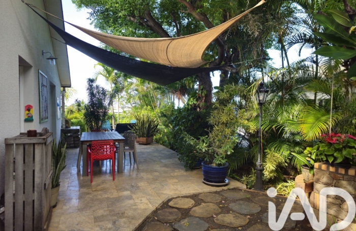 Vente Maison 141m&sup2; 5 pièces Saint Gilles les Bains