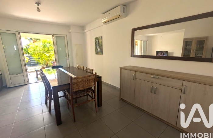 Location Maison 120m&sup2; 5 pièces Saint Gilles les Bains