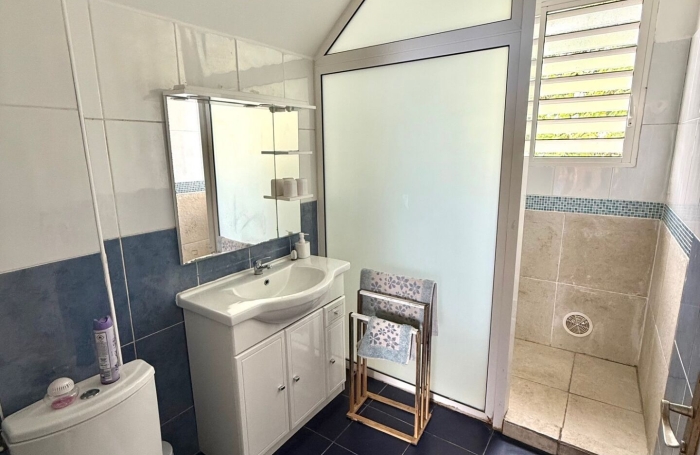 Vente Appartement 82m&sup2; 4 pièces Trois Bassins