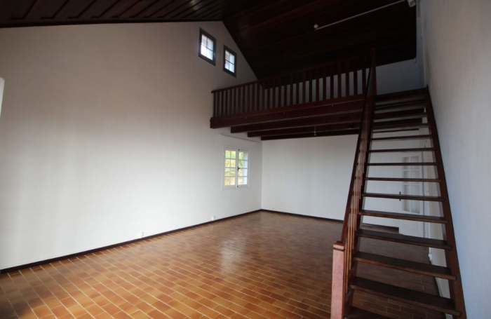 Location Maison 168m&sup2; 6 pi&egrave;ces La Montagne