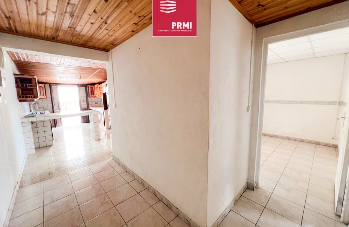 Vente Maison 70.8m&sup2; 3 pi&egrave;ces Saint-Leu