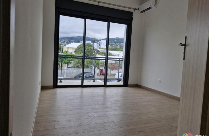 Location Maison 129m&sup2; 4 pièces Sainte Clotilde