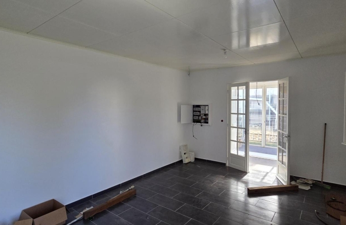 Location Local commercial 102m&sup2; 4 pièces Ravine des Cabris