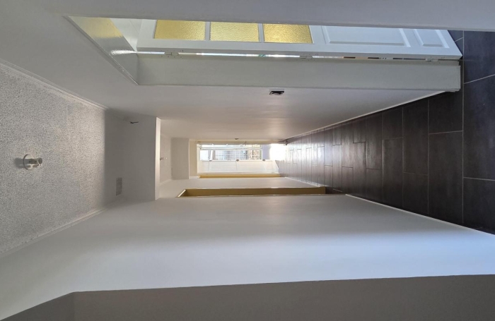Location Local commercial 102m&sup2; 4 pièces Ravine des Cabris