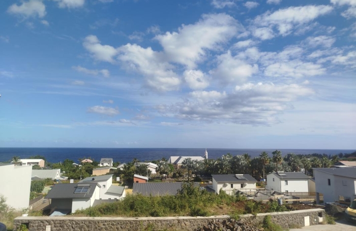 Location Maison 196.94m&sup2; 6 pièces Saint-Pierre