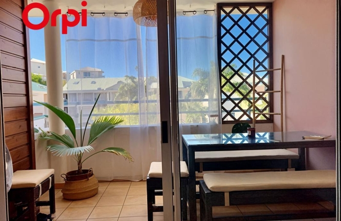 Vente Appartement 64m&sup2; 2 pièces Saint Gilles les Bains