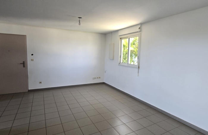 Location Appartement 50m&sup2; 2 pièces Saint-Pierre