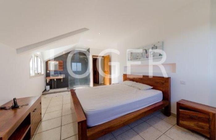 Location Maison 118m&sup2; 5 pi&egrave;ces La Possession