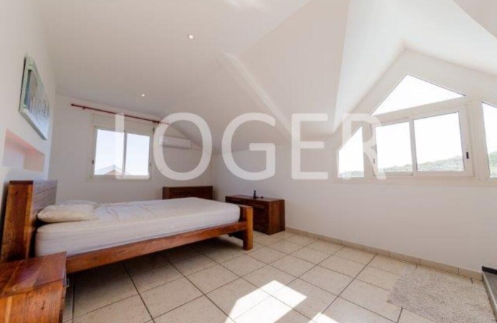 Location Maison 118m&sup2; 5 pi&egrave;ces La Possession
