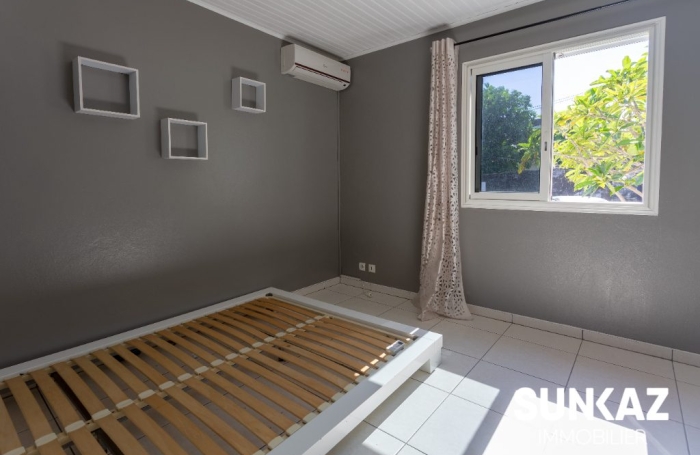 Location Maison 125.00m&sup2; 4 pièces Ravine des Cabris