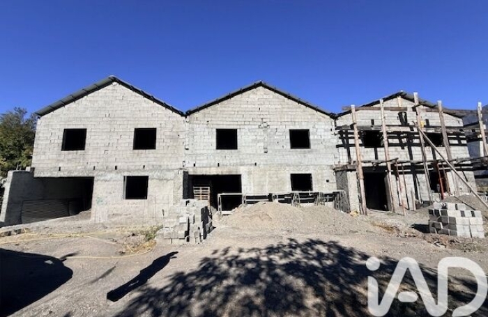 Vente Immeuble 180m&sup2; Cilaos