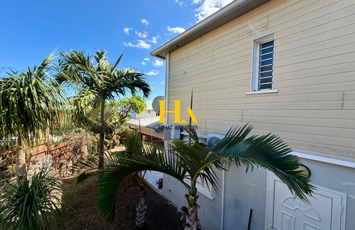 Vente Maison 97m&sup2; 5 pi&egrave;ces Saint-Leu